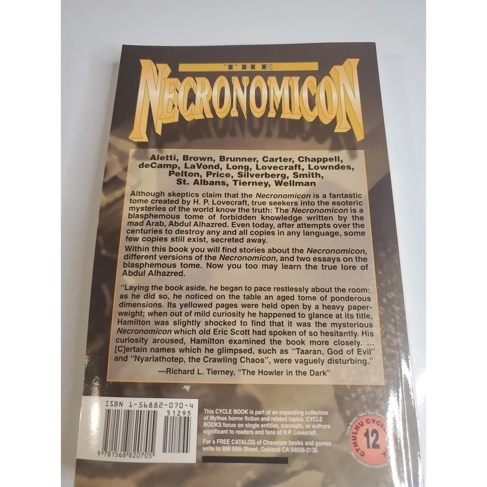 Necronomicon : Selected Stories and Essays Concerning the Blasphemous Tome of...